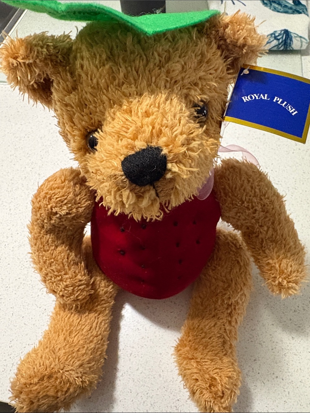 Raspberry Bear - Red and Tan vintage